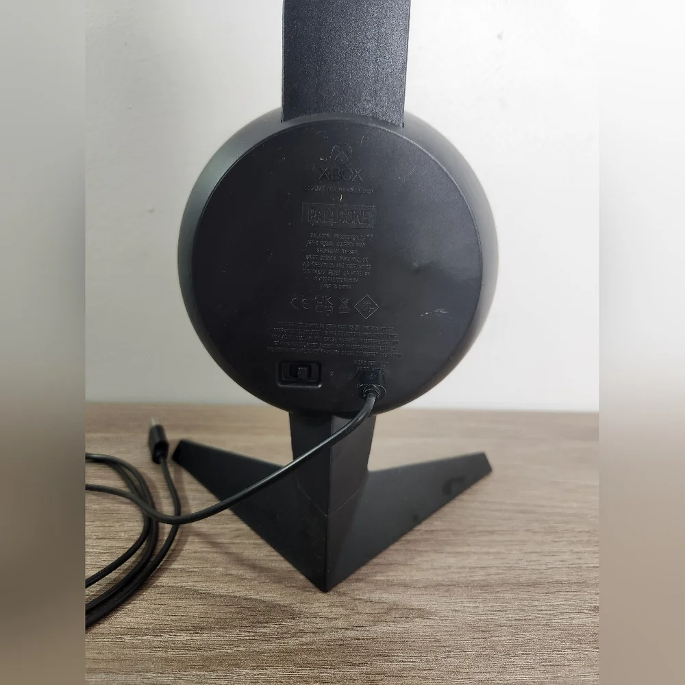 XBOX Light Up Headphone Stand
